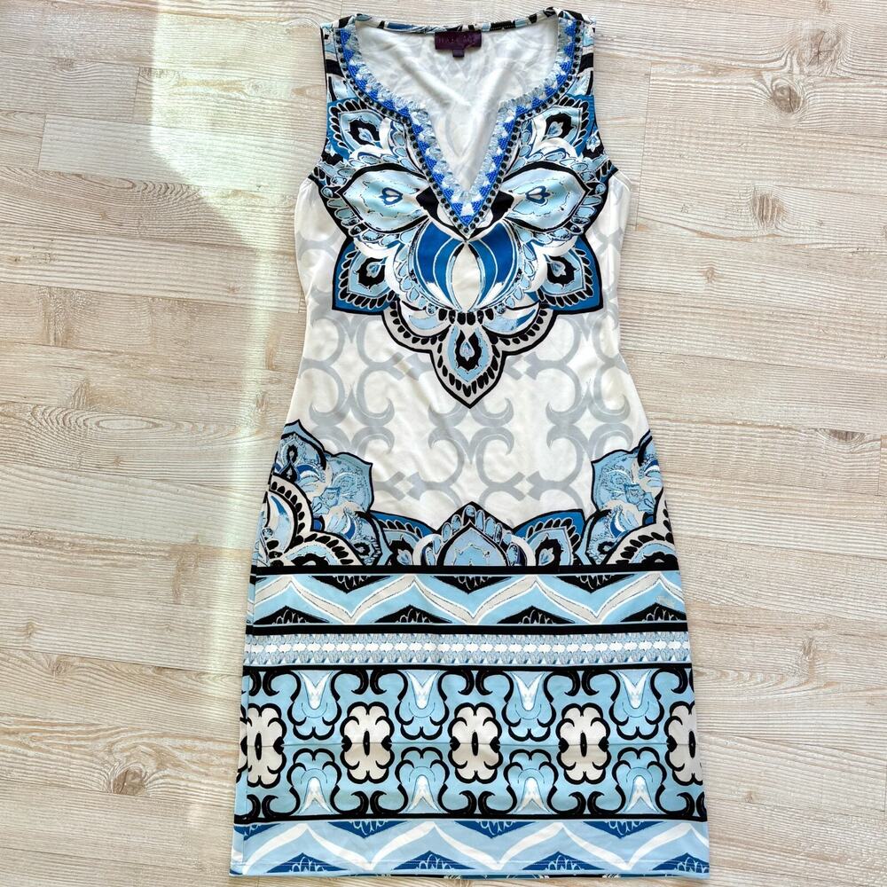 Hale Bob Printed Sleeveless Beaded Neck Sheath‎ Dress | White/Blue Size XS